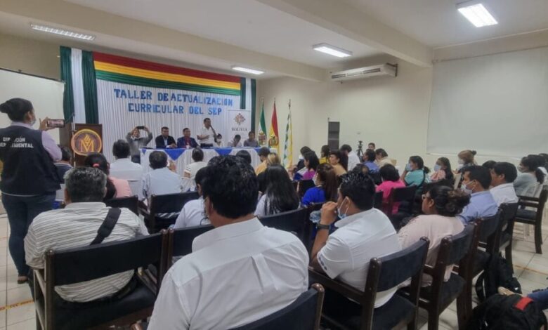 Educacion afina borrador de la nueva malla curricular que se analizara en un encuentro nacional300922