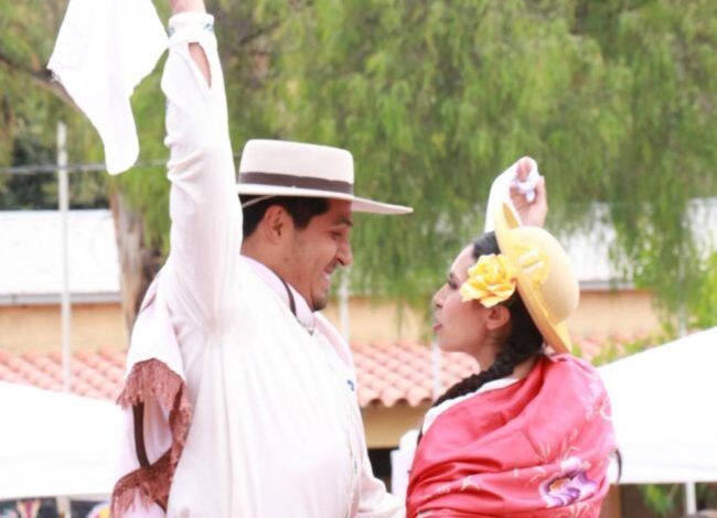 CUECA 171022