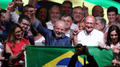 lula celebra su victoria en las elecciones de brasil311022
