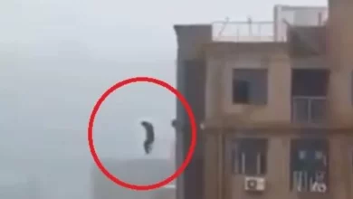 hombre cae edificio selfie crop1557525279352.jpg 242310155