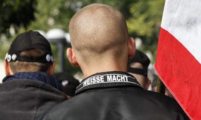 nazis neue kleider rechts nazii20100911190036