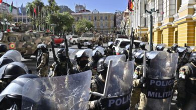 Militares traidores toman la Plaza Murillo en La Paz