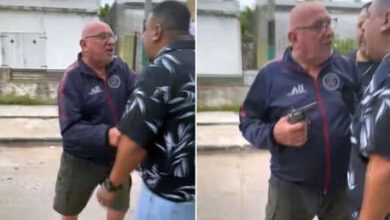 Expolicía asesina a su vecino