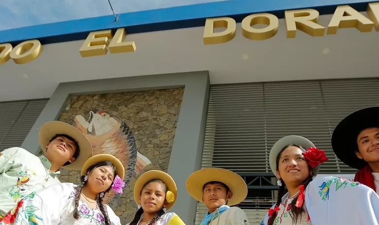Gobierno entrega el Mercado el Dorado en Tarija