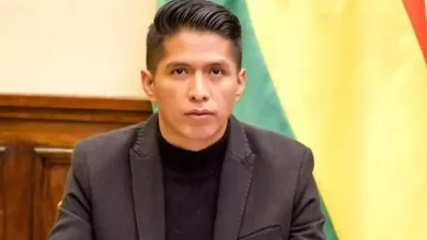 Destituyen a Andrónico