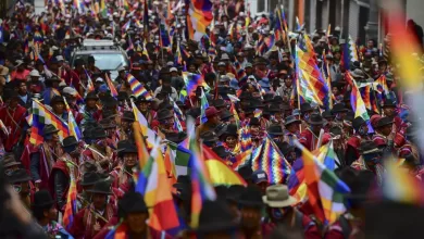 En medio de una crisis estructural del régimen político y económico en Bolivia, surge con fuerza la necesidad de repensar la democracia,