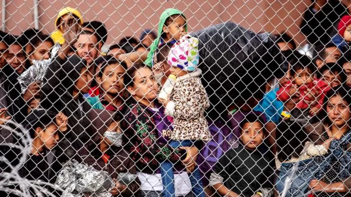 La administración Trump está buscando acuerdos con más y más países para retener a los deportados, ahora con la bendición de la Corte Suprema