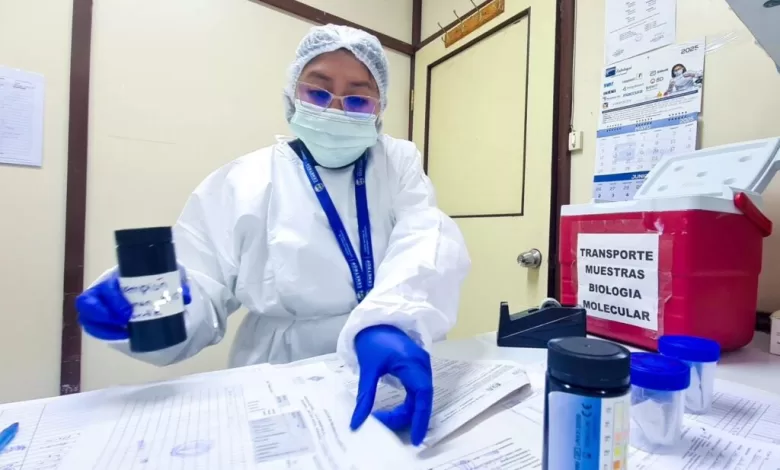 Los laboratorios de referencia nacional en La Paz y Santa Cruz podrían analizar hasta 1.000 muestras sospechosas de sarampión por día,