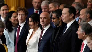 El director ejecutivo de Meta, Mark Zuckerberg; el fundador de Amazon, Jeff Bezos; el director ejecutivo de Google, Sundar Pichai; y el director ejecutivo de Tesla, Elon Musk