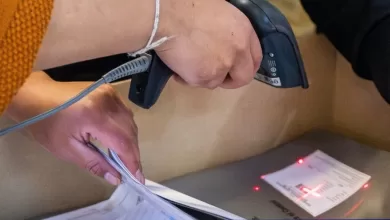En caso de que el 17 de agosto no se presenten los jurados designados, se preguntará a los votantes en la fila si hay voluntarios para conformar la mesa.