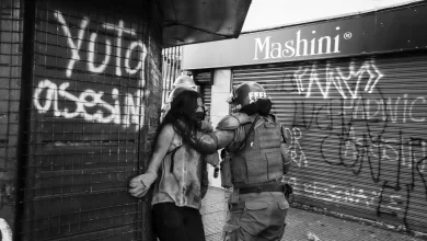 La digitalización, la precariedad social y la violencia estructural dibujan un escenario adverso