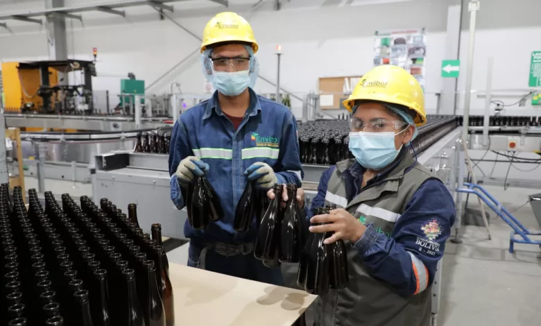 La fábrica de envases de vidrio de la estatal Envibol.