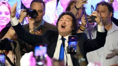 El oficialismo vivió en estos últimos meses un subibaja político de incremento en la imagen positiva a la caída del apoyo al gobierno y viceversa