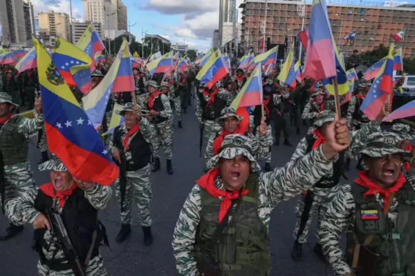 Esta dura guerra multiforme e híbrida que hemos combatido desde Venezuela, con el pueblo a la cabeza,