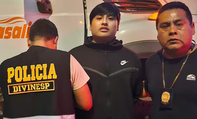 La Policía de Perú detiene al presunto narcotraficante Pequeño J , Lima, 30 de septiembre de 2025.