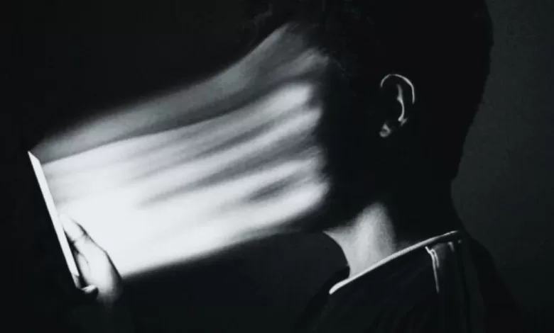 Las personas tomen conciencia de hasta qué punto están controladas.