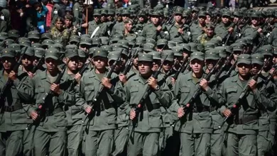 Jóvenes en el servicio premilitar