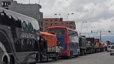 Crecen las filas y crece el descontento de la población con el Gobierno de Paz, por el mal manejo de YPFB
