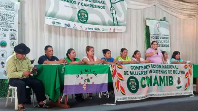 El encuentro tuvo un momento de solidaridad explícita con la marcha