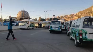 Paro indefinido en Oruro