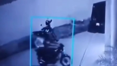 Cámaras de seguridad captaron a los sicarios en una motocicleta, en el momeneto del asesinato del Juez