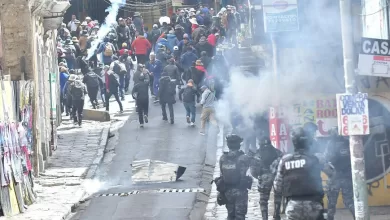 Crece el descontento de la población, los bloqueos y la represión del Gobierno