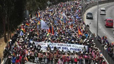 Manifestaciones masivas contra el gobierno de Paz