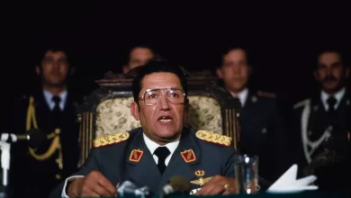 En 1980, el general Luis García Meza y la mafia de la droga establecieron una brutal dictadura en Bolivia.