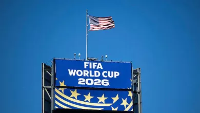 El fútbol se abre paso en un Mundial dominado por el negocio