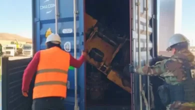 Hallan droga camuflada en excavadora en Bolivia que era enviada a Libia