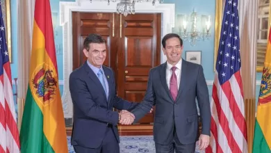 Paz no logra consolidar la lealtad interna